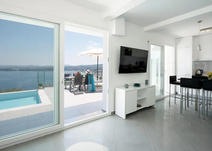 Vilă Astounding Corfu 2 Bedrooms Clara Seaviews *